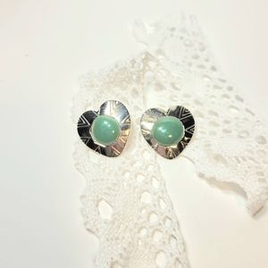 80s 90s Vintage Western Tribal Hammered Metal Silver Green Heart Earrings
